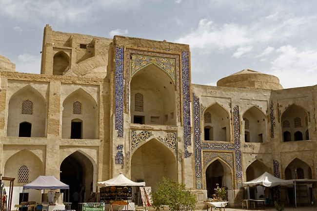 Koch medersa-Madrasa Abdul Aziz Khan-010
